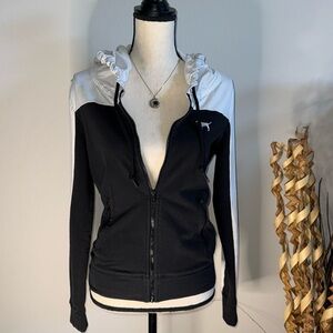 Victoria's Secret Pink Zip-Up Hoodie
Sweatshirt Size S